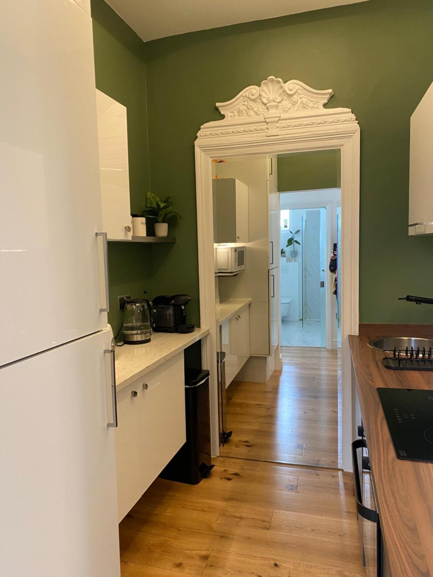 Appartamento Interior Designed Flat Near Kew Botanical Gardens Londra Esterno foto