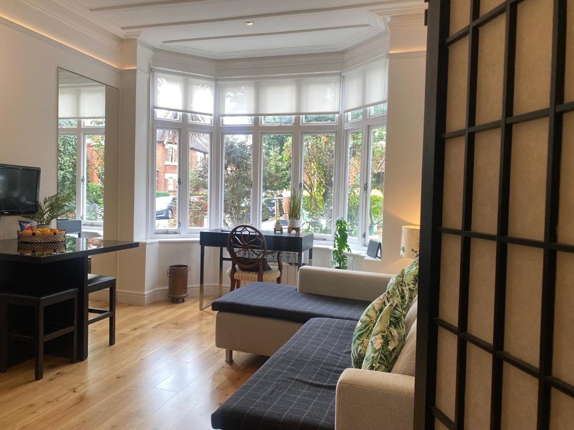 Appartamento Interior Designed Flat Near Kew Botanical Gardens Londra Esterno foto